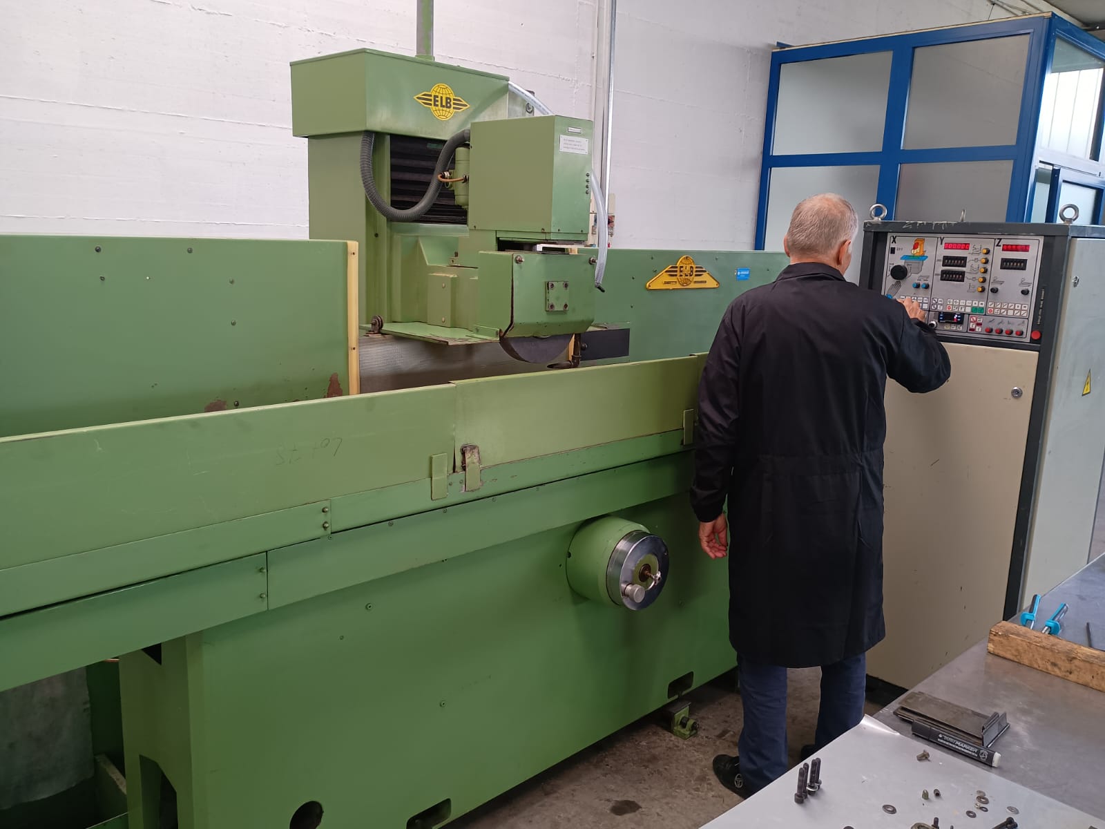 Attrezzatura per lavorazioni di rettifica meccanica PANAGRIND